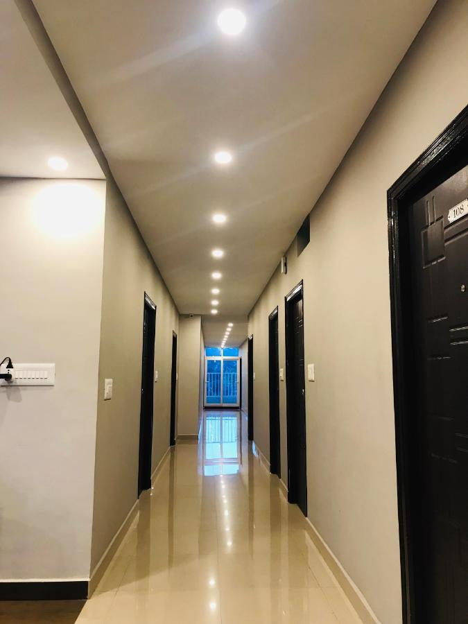 Hotel Sharada Residency Somvārpet Exterior foto